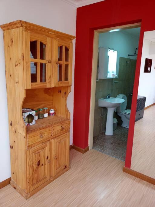 Apartament Casa Grilli Cerca De La Terminal Río Gallegos Zewnętrze zdjęcie